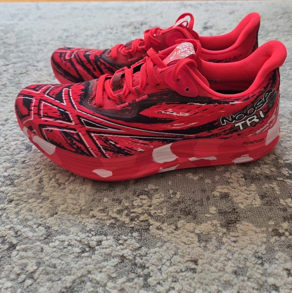 Asics Noosa Tri 15 Red Womens Size 9 Running Sneakers
